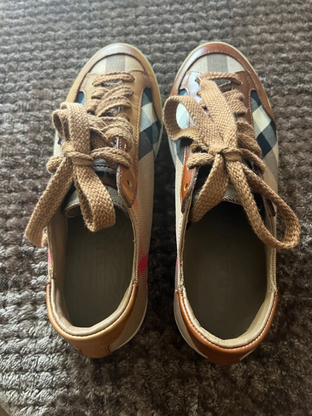 Burberry Tan Brown Plaid Low-Top Sneakers - Picture 4 of 13